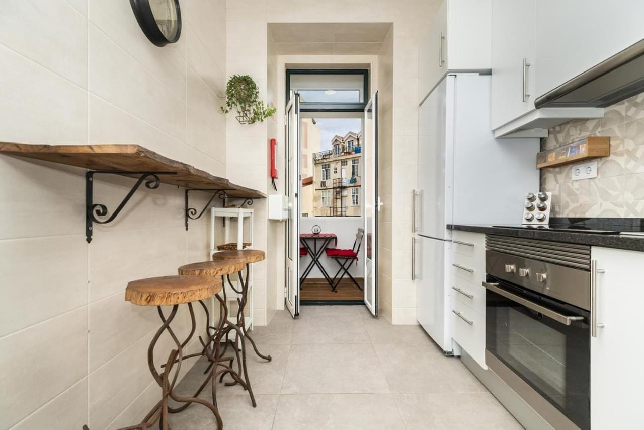 Groovy M2 R3 - Amazing Double Room With En-Suite Bathroom Lisboa Εξωτερικό φωτογραφία
